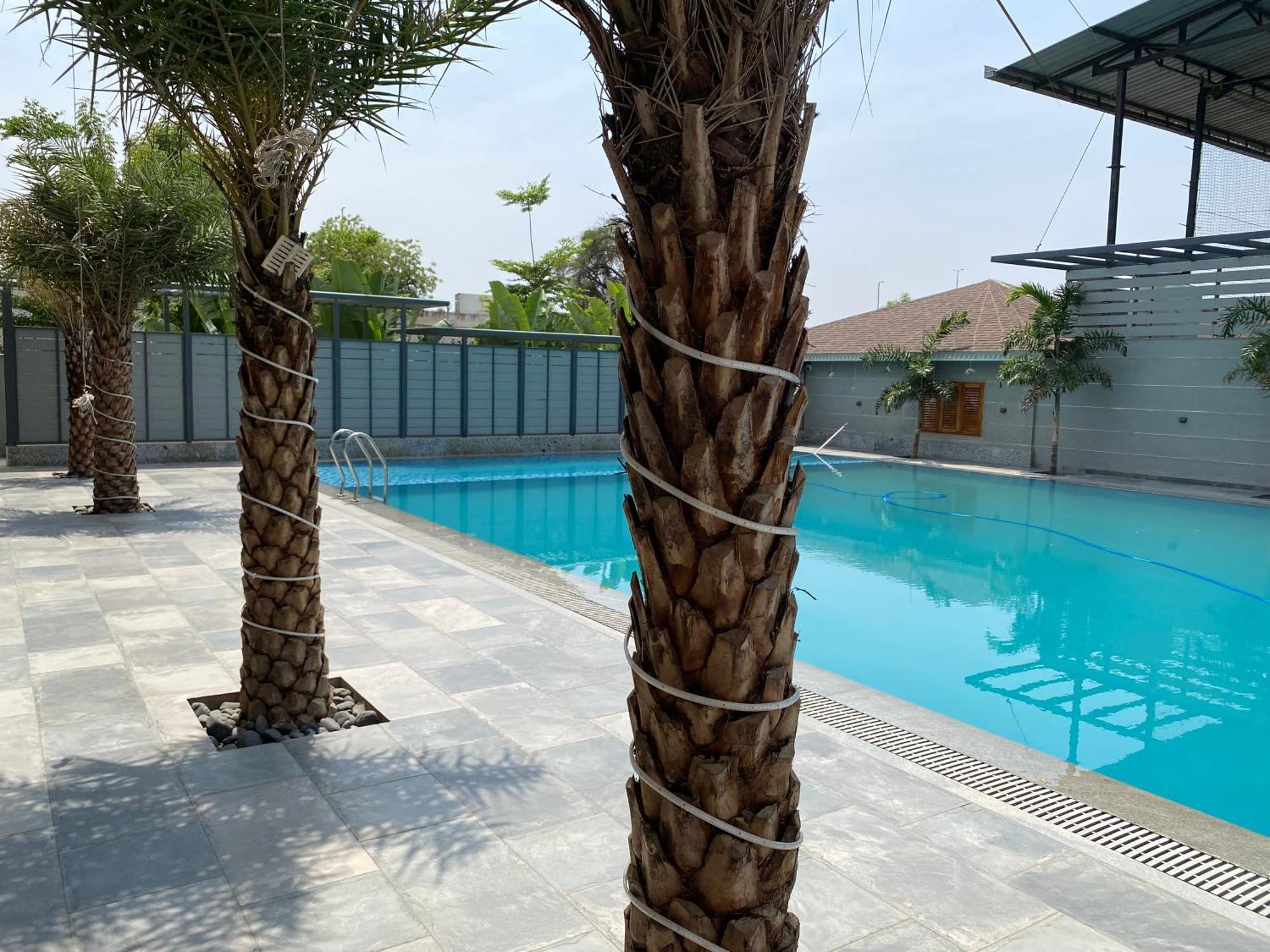 The Pavilion Park Resort Malegaon Екстер'єр фото