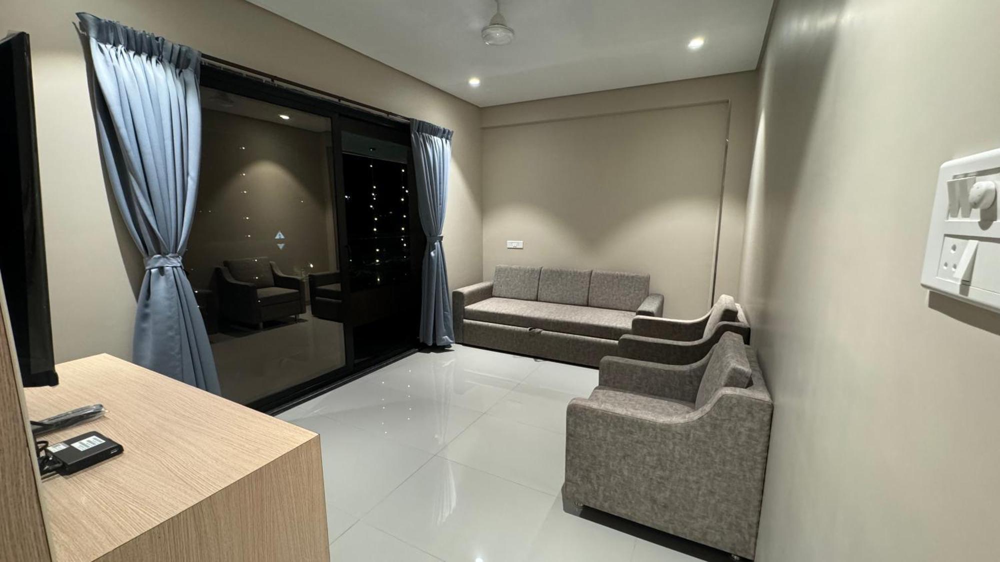 The Pavilion Park Resort Malegaon Екстер'єр фото